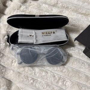Nieepa Eyewear Black Sunglasses and Case